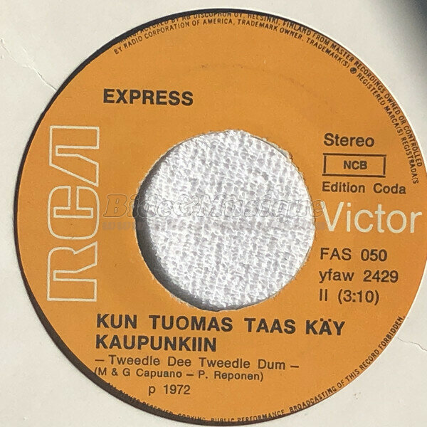 Express - Kun tuomas taas käy kaupunkiin