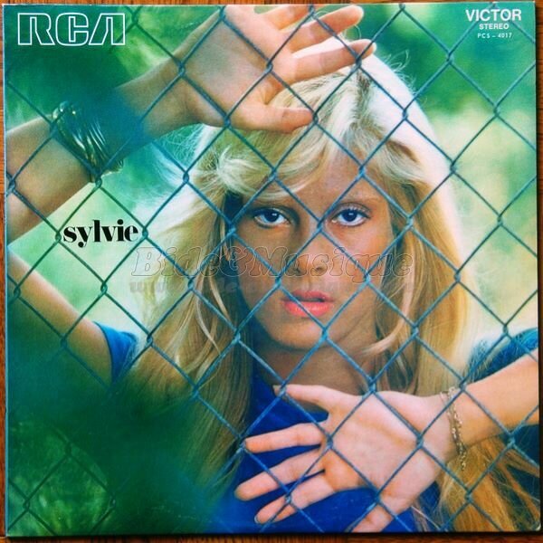 Sylvie Vartan - Love on the Bide